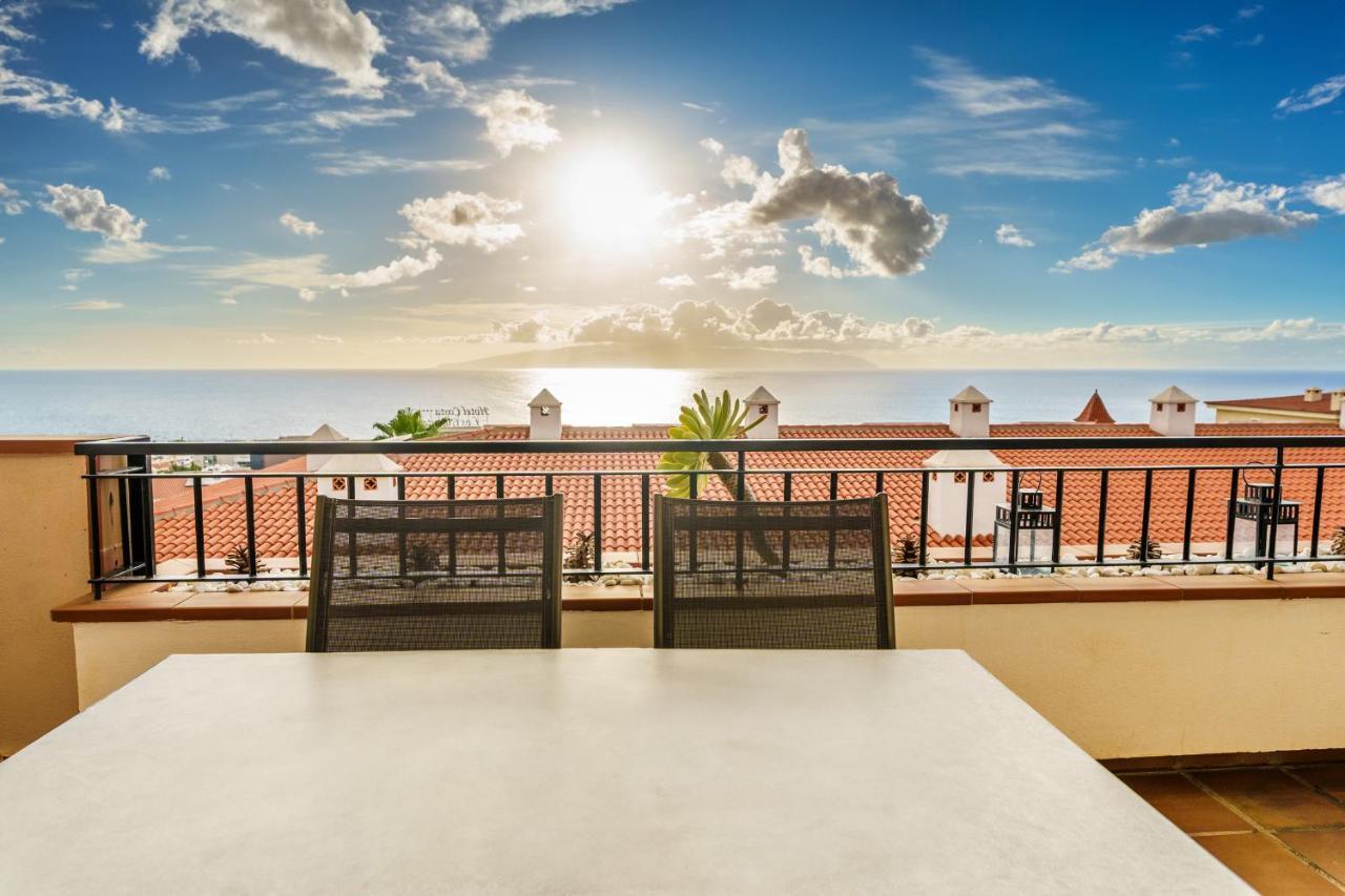 Santiago Seaview - Sun Terrace And Pool Apartment Puerto de Santiago  Exterior photo